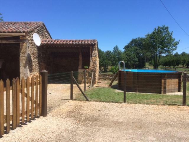 Gite De L Oustalneou Cuzorn Экстерьер фото